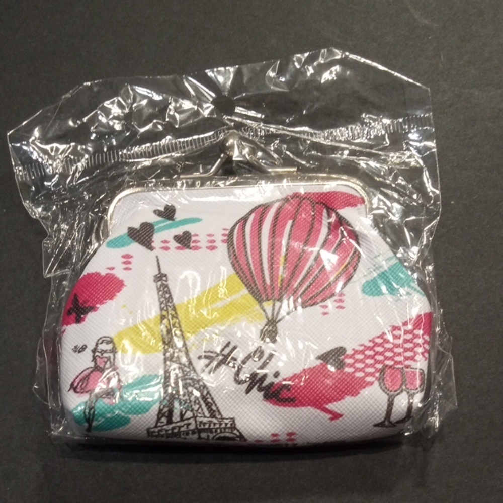 NWOT Parisian Print Coin Purse with Hot Air Balloon - White/Pink/Teal